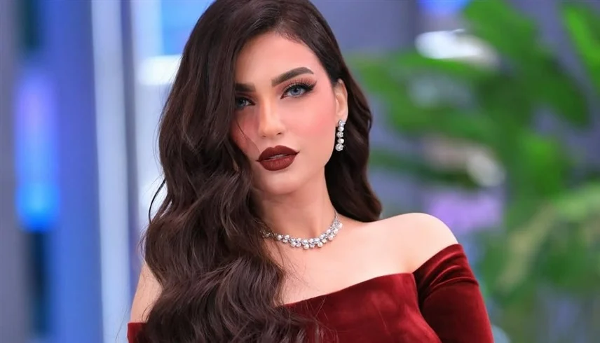 ياسمين عز | سيرة المذيعة المصرية وأبرز برامجها