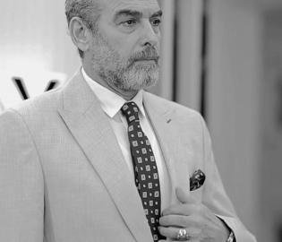 أحمد عبدالعزيز