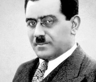 مصطفى مشرفة